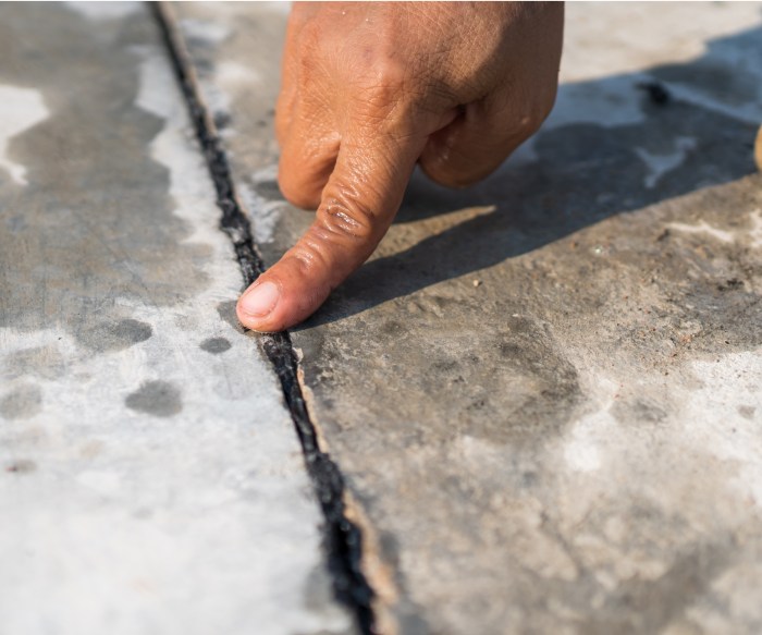 Repairing Cracks: Concrete Patio And House Foundation | ShunTool